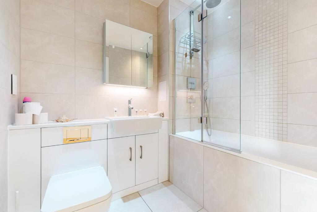 Exquisite 1-Bedroom Flat In North Kensington London Luaran gambar